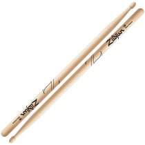 2B Nylon Tip Hickory Drumsticks with Black DIP