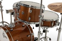 4-Piece Drum Shell Pack with 8-Ply Mahogany Shells, 30-Degree Bearing Edges and Remo Heads