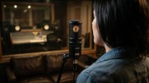 Large Diaphragm Side-Address Studio Condenser Microphone