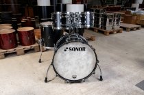 Universal Bass Drum Tom Mount for 18″–24″ Bass Drums